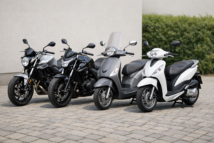 Roller und Motorräder